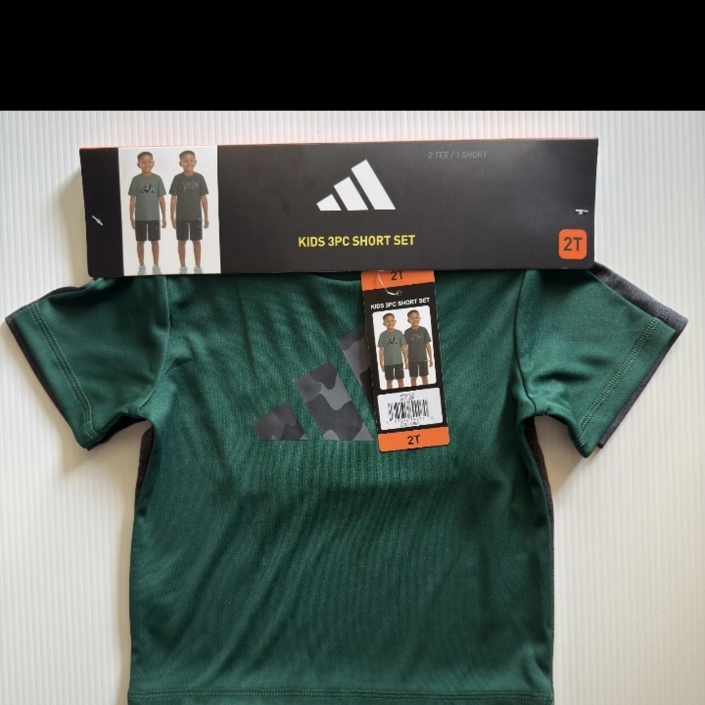 NEW Adidas Boy's 3-Piece Set Tee Shirts And Shorts Green And Gray